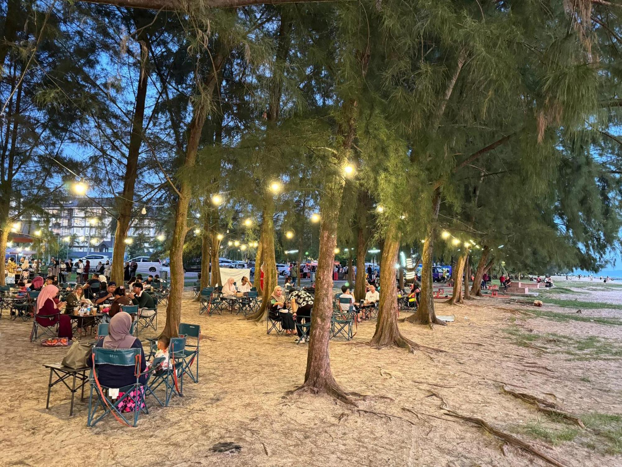Pd Golden Straits * Port Dickson