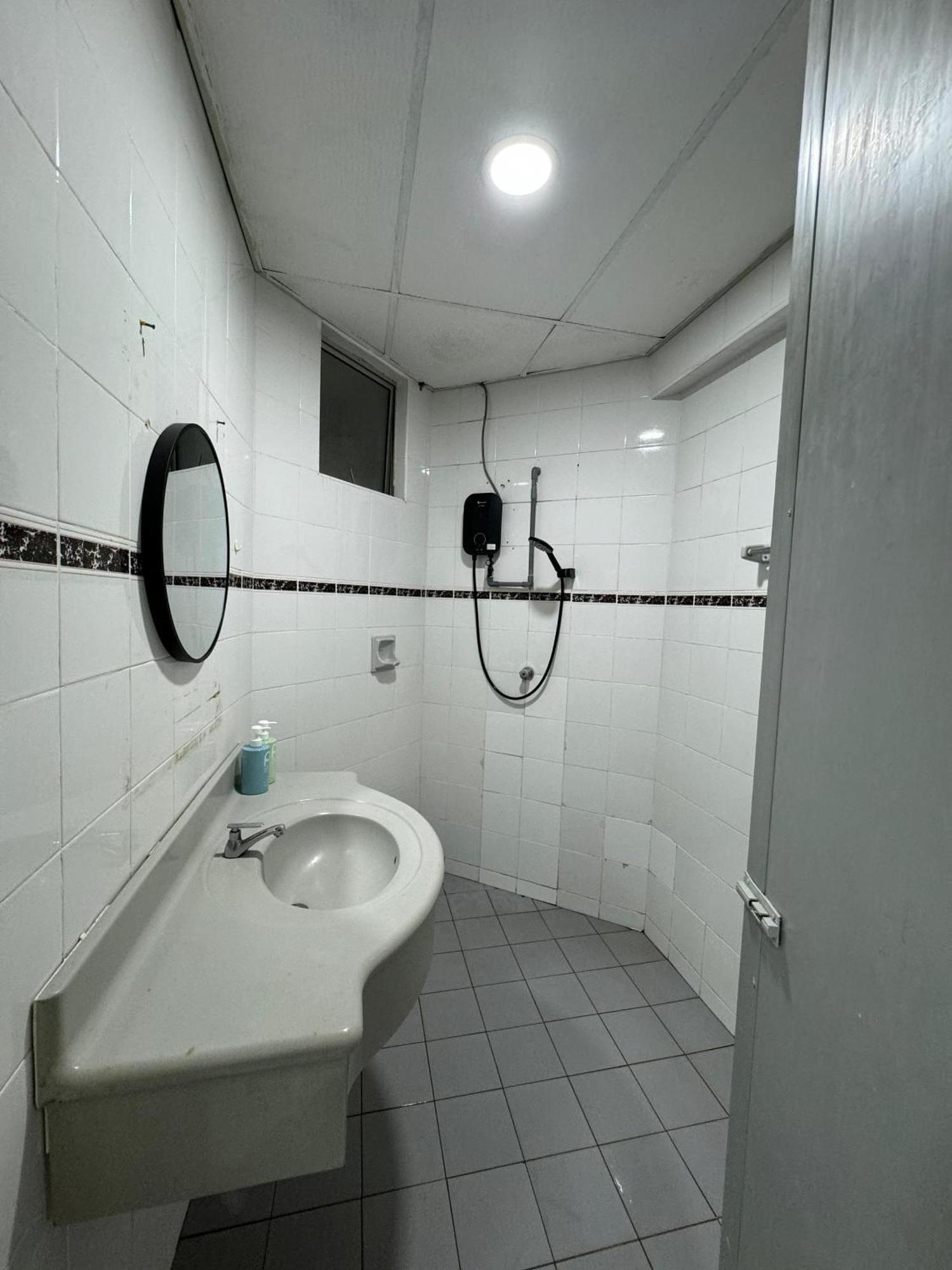 Pd Golden Straits Apartment